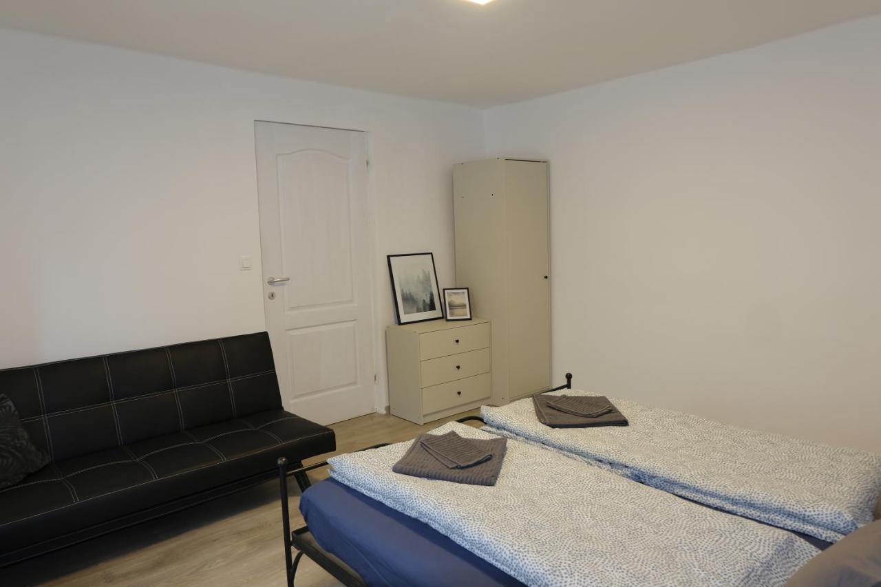 Balatonfőkajár Kajari Apartmanhaz מראה חיצוני תמונה